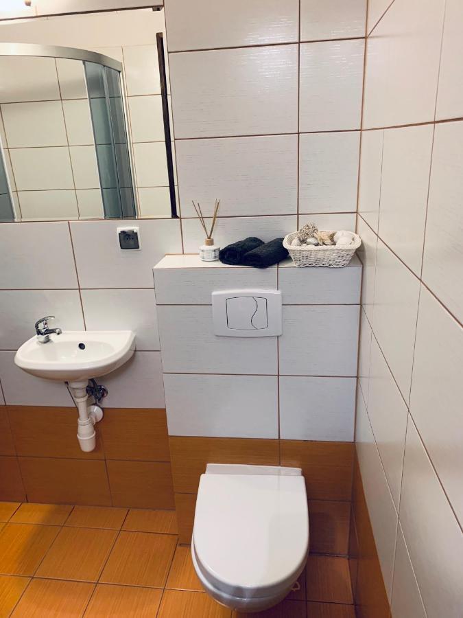 Ms-Otel Pokoje Goscinne 1,2,3 Osobowe Zywiec Jezioro Zywieckie Pietrzykowice  Eksteriør billede